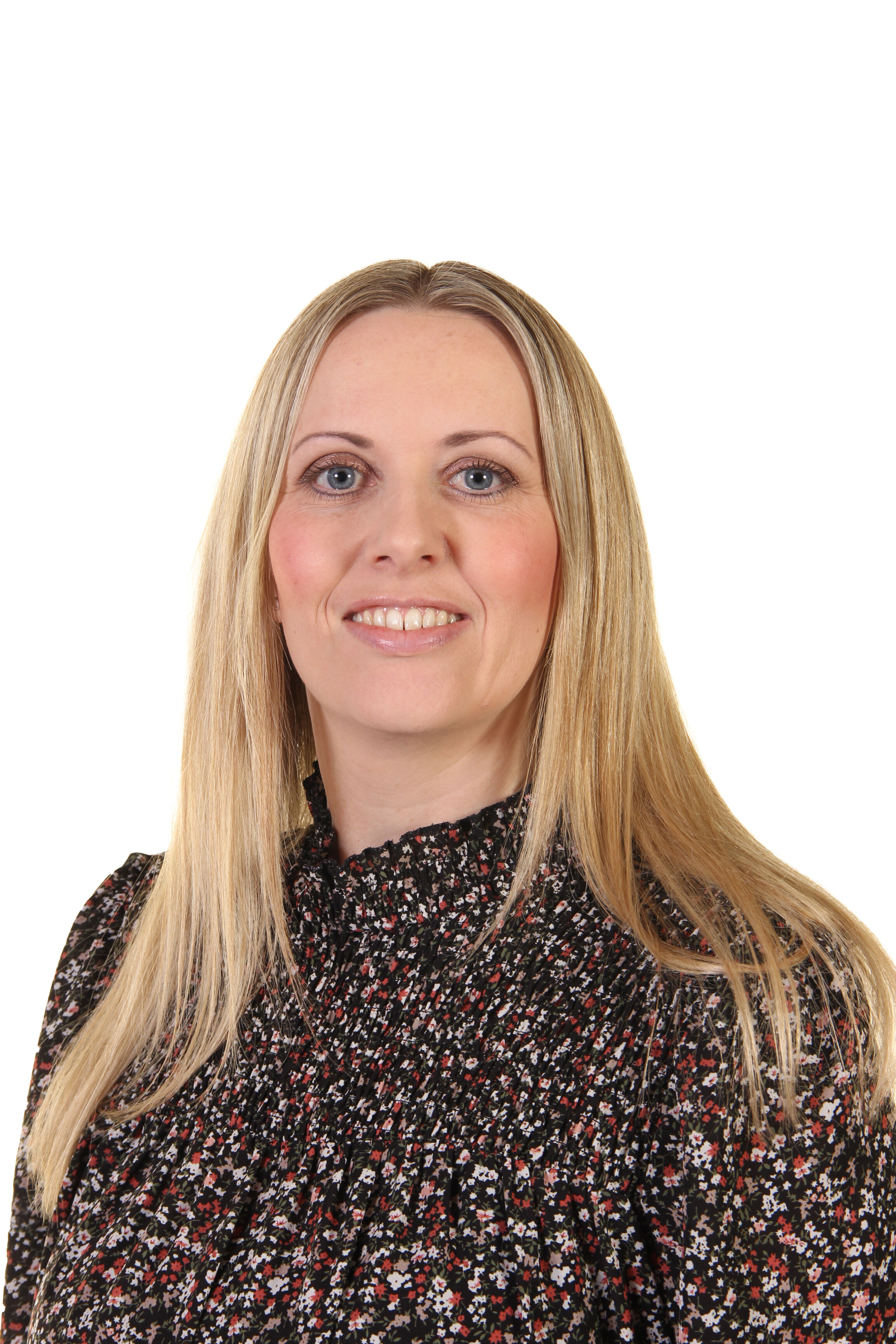 Mrs L Knight